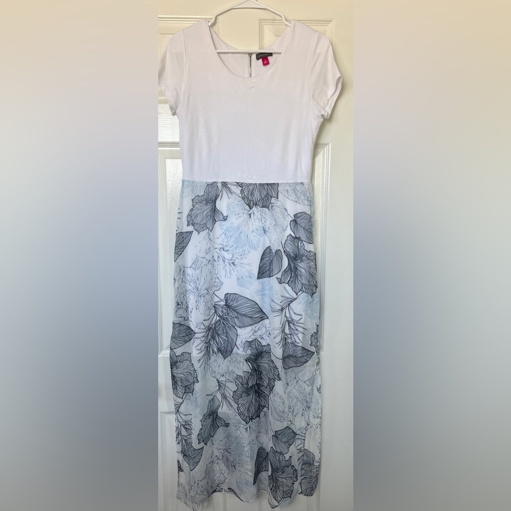 Vince Camuto dress - size S, blue and white